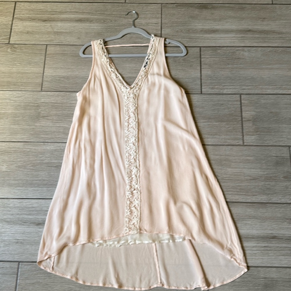 ASTR the Label Flowy Blush Lace Detail Sleeveless Tank Dress Size Medium
